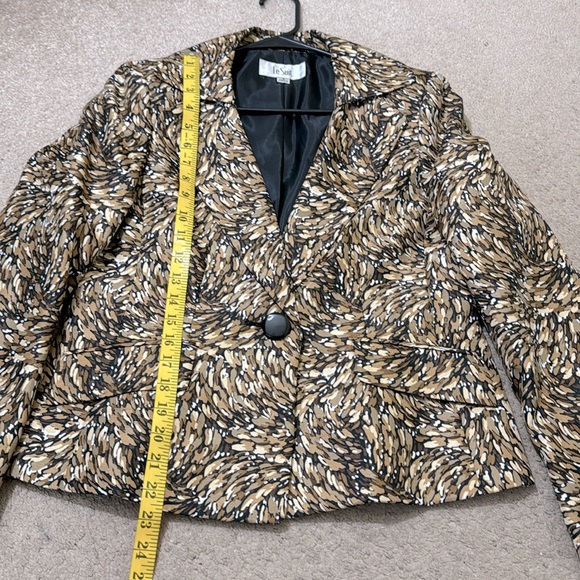NWOT Animal Print Blazer Size 6 - Picture 8 of 8